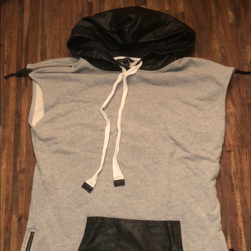BANANA REPUBLIC sweatshirt